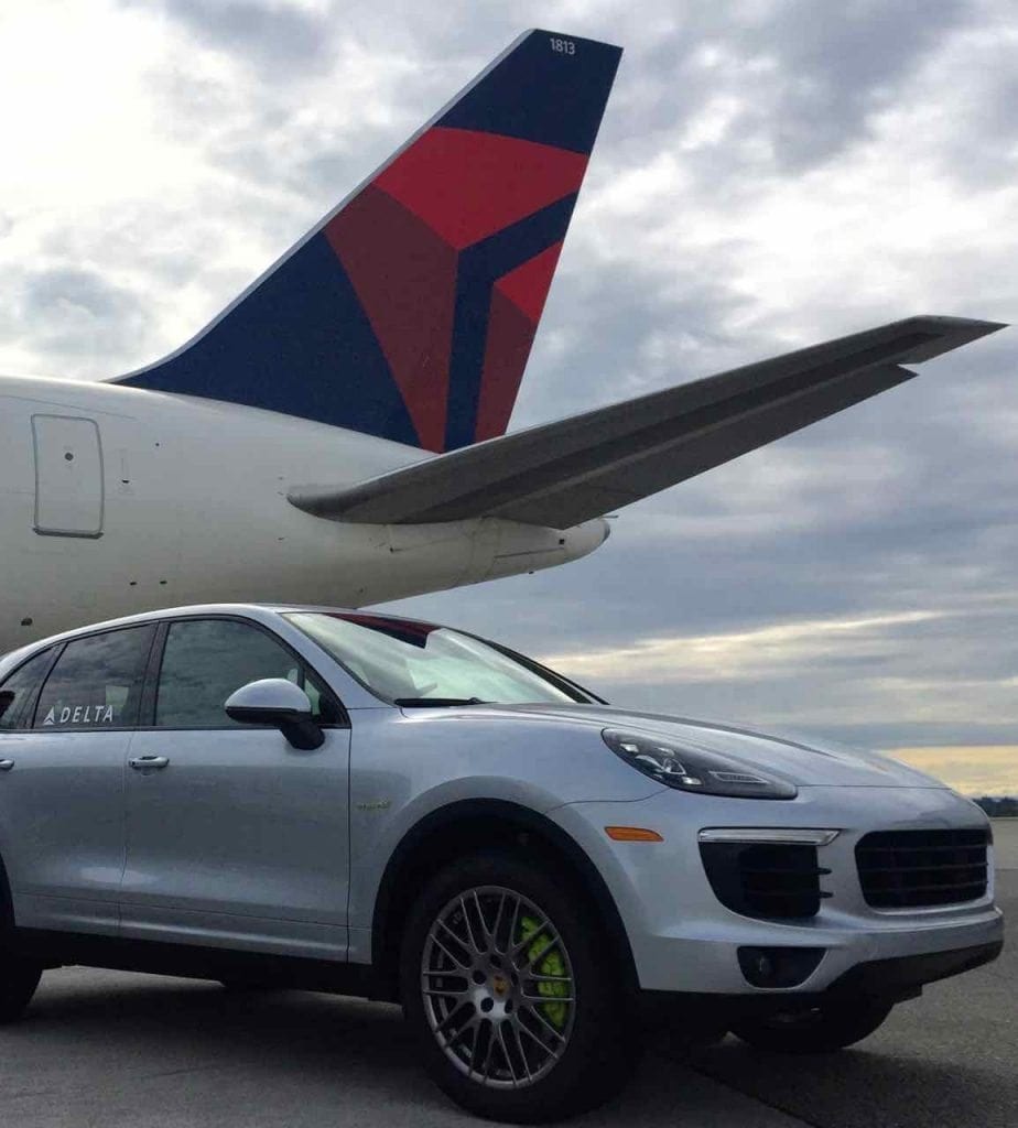 Delta Porsche Tail 767 Seattle