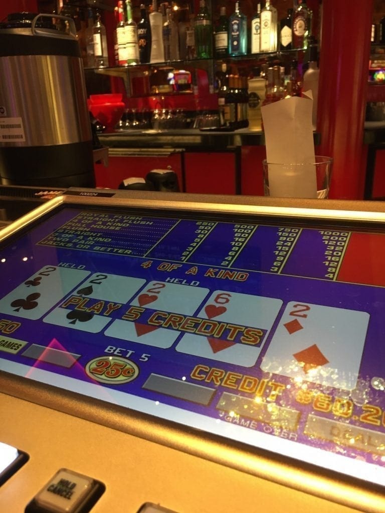 Video Poker at Lucky Dragon