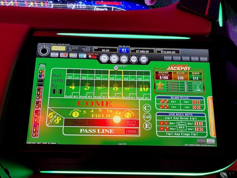 Roll to Win Craps - Betting Terminal