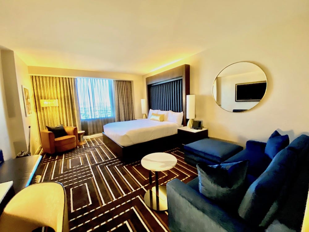 Room Overview - hotel review circa vegas