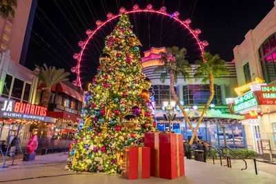 caesars holiday linq christmas tree