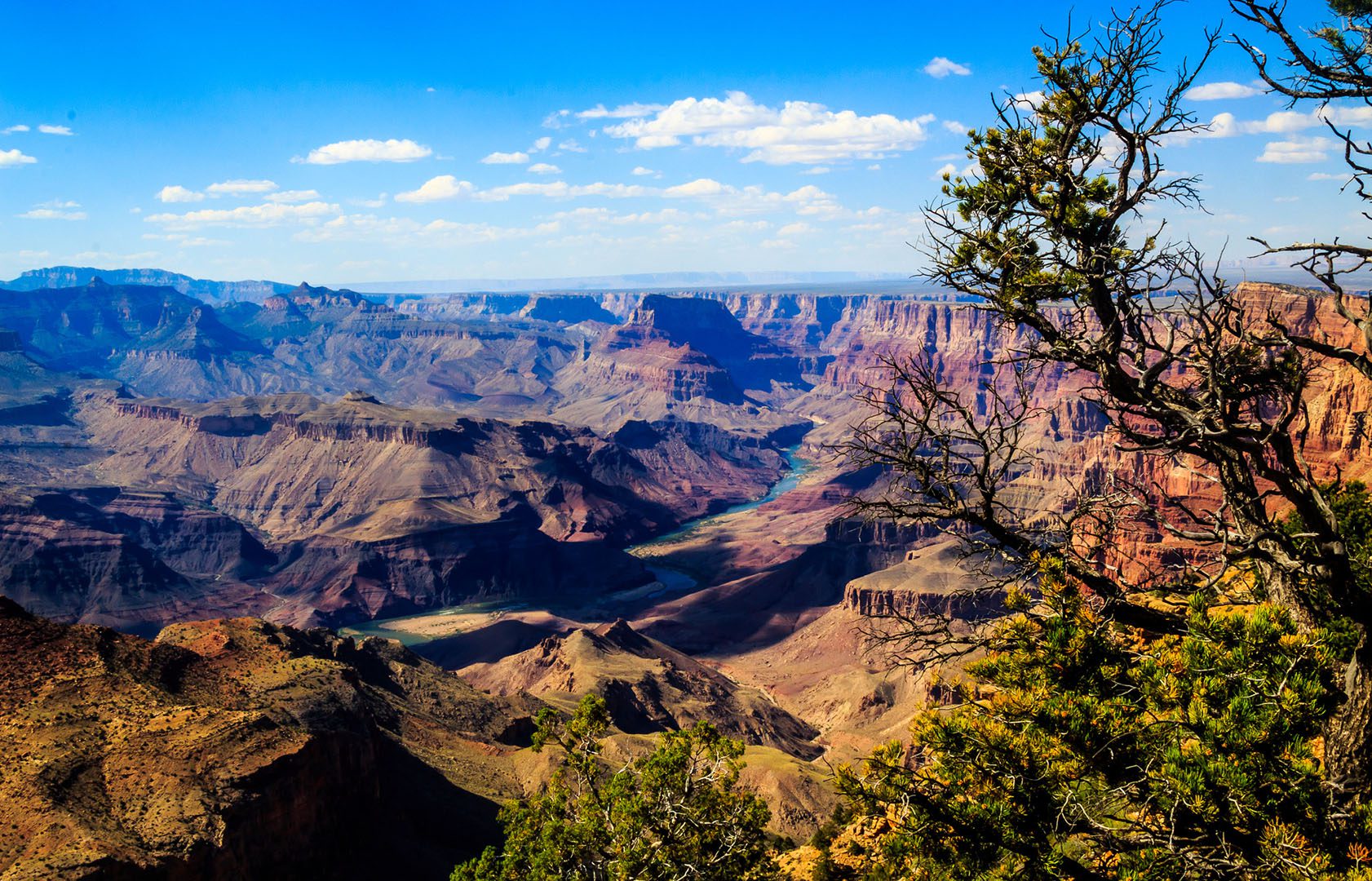 Day Trip from Vegas: Grand Canyon, Red Rock Canyon and the Hoover Dam