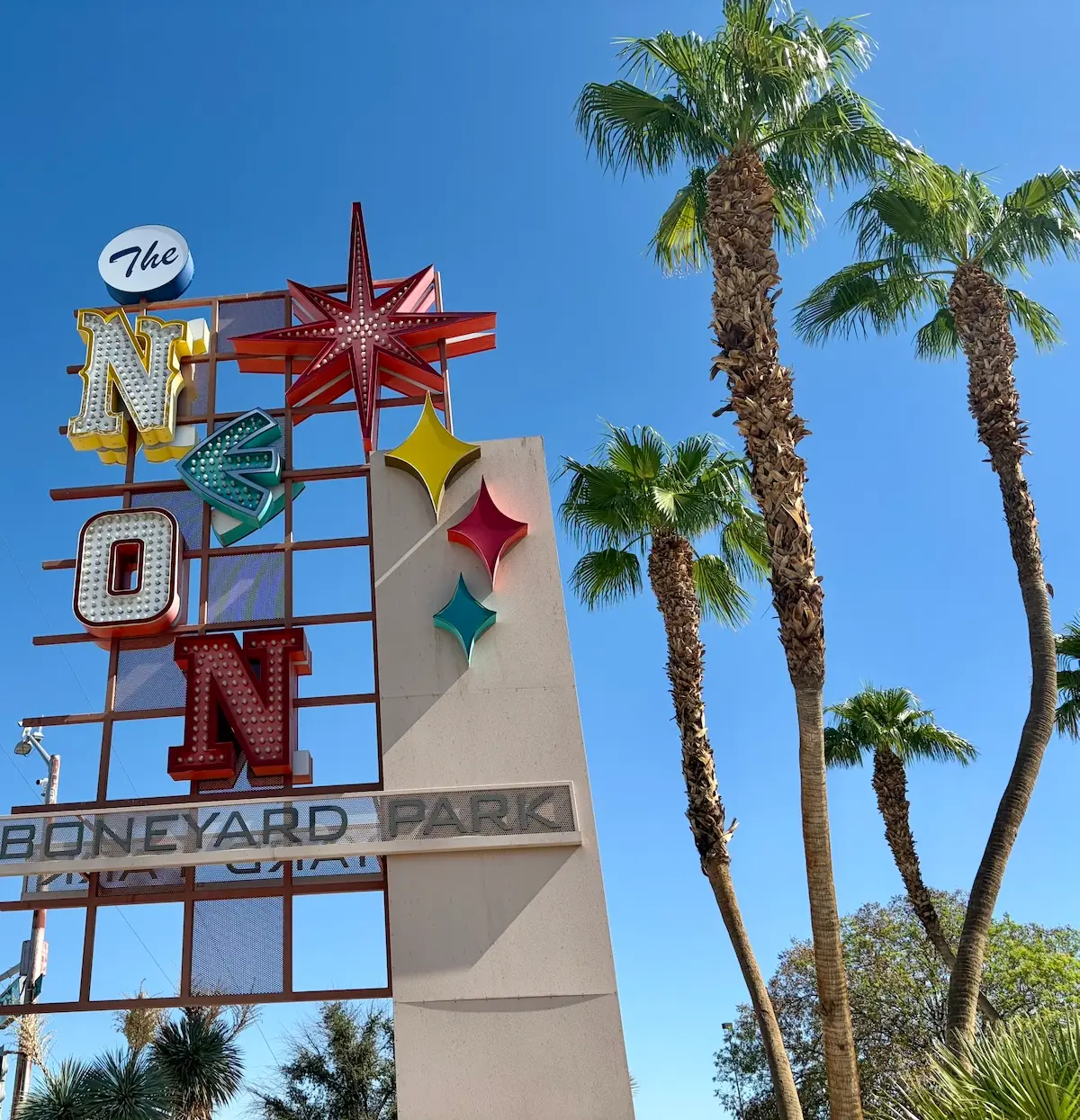 A Look at the Neon Museum, Duck Duck Shed and a discussion about Steve Wynn